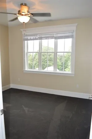 $2,300 | 2 Silver Street, Unit 5, Dover, NH 03820