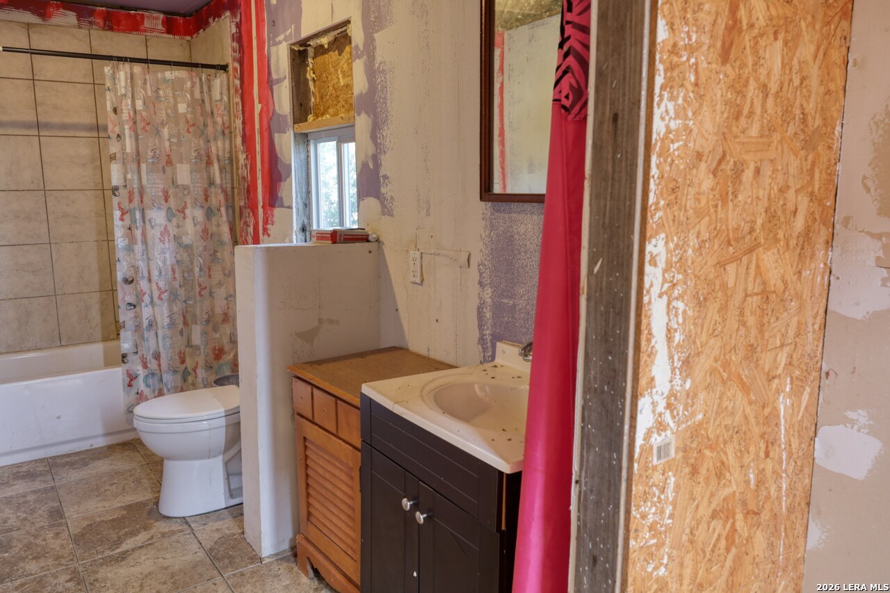 343 East Headwaters Ranch Road Kendalia, TX 78027 - Photo 14 of 24