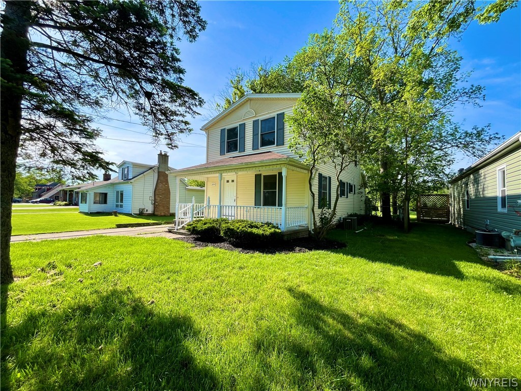 2554 Niagara Road Niagara Falls, NY 14304 - Photo 2 of 27