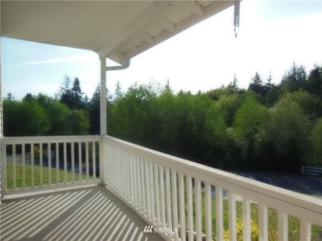 112 Garten Road Port Ludlow, WA 98365 - Photo 2 of 22 Gallery Image 2