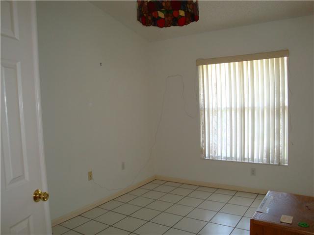 2191 Southwest Oak Ridge Road Palm City, FL 34990 - Photo 12 of 20 Gallery Image 12