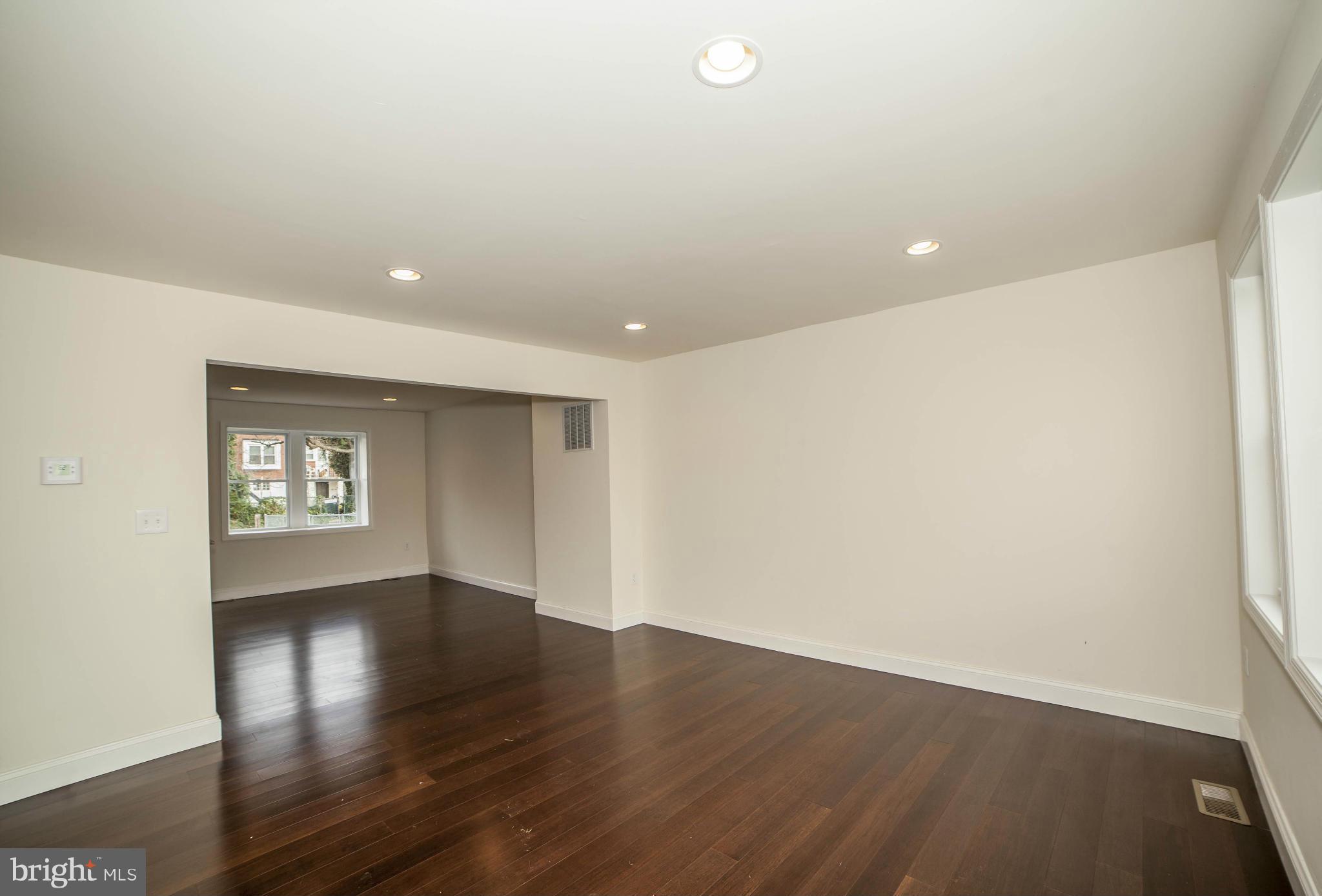 1912 Swansea Road Baltimore, MD 21239 - Photo 2 of 28 Living Room