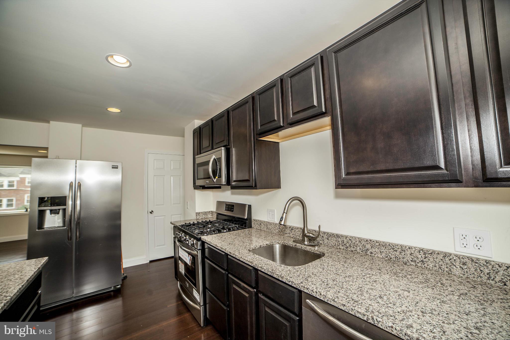 1912 Swansea Road Baltimore, MD 21239 - Photo 9 of 28 Kitchen