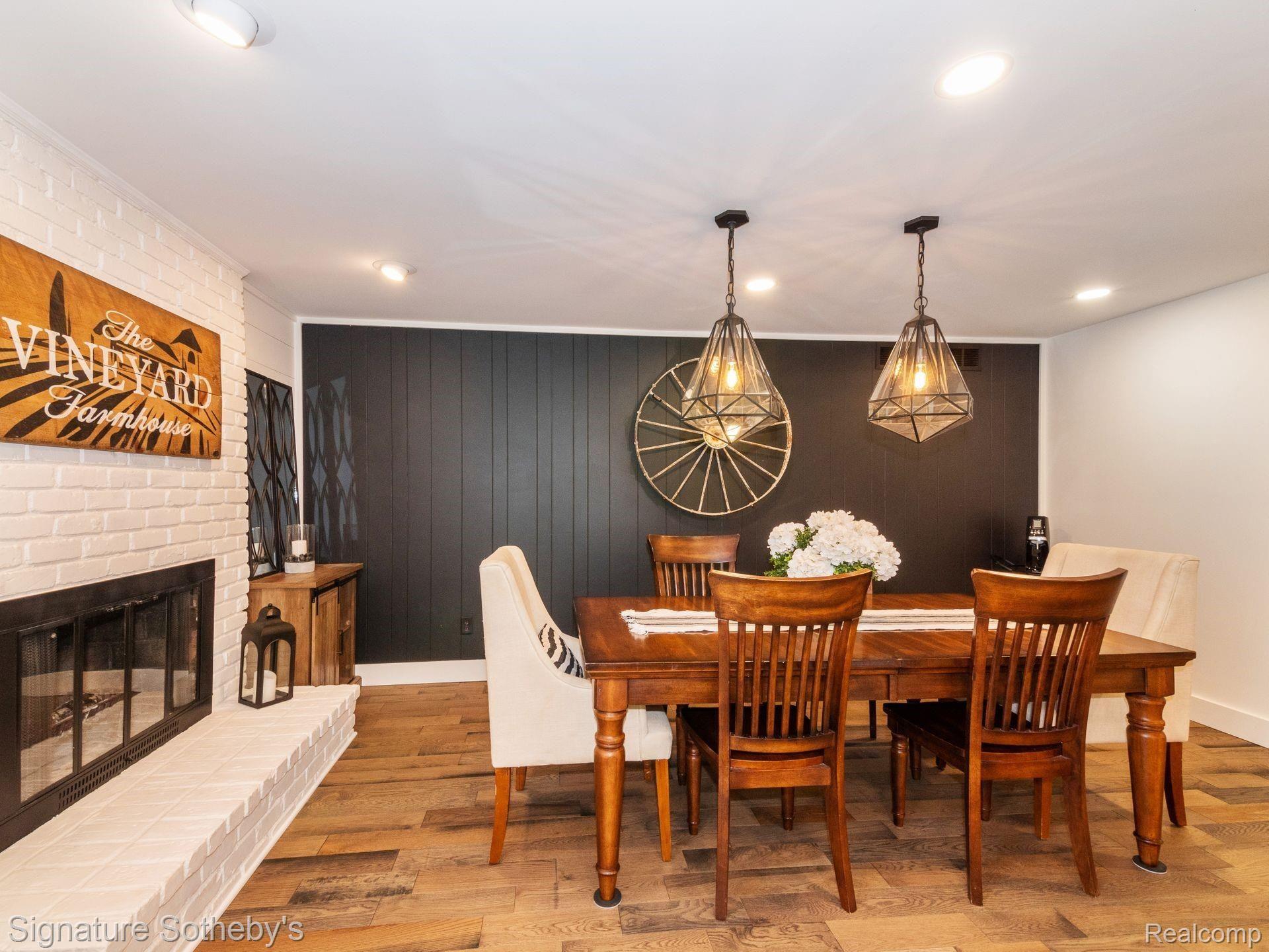 2682 Peterboro Road West Bloomfield, MI 48323 - Photo 9 of 46 9.jpg