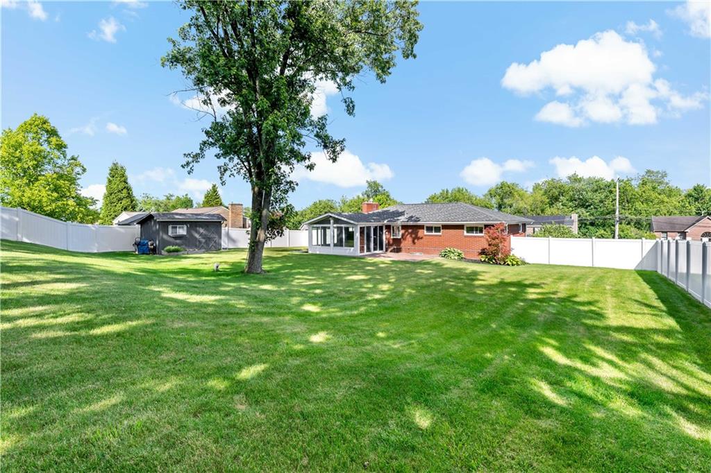 210 East Harbison Road Pittsburgh, PA 15205 - Photo 31 of 39