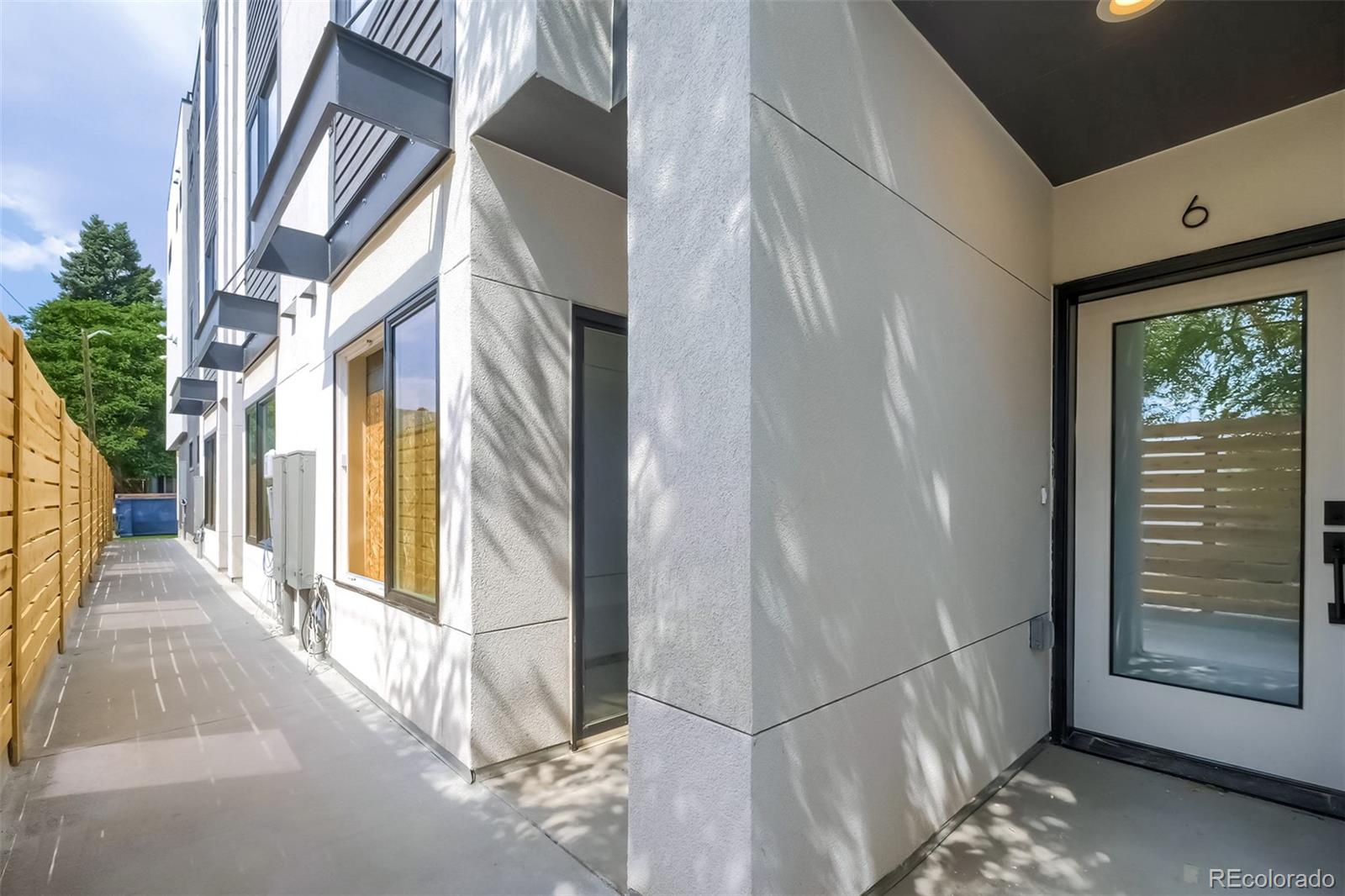 3820 Jason Street, Unit 6 Denver, CO 80211 - Photo 35 of 36 a view of a porch of the house