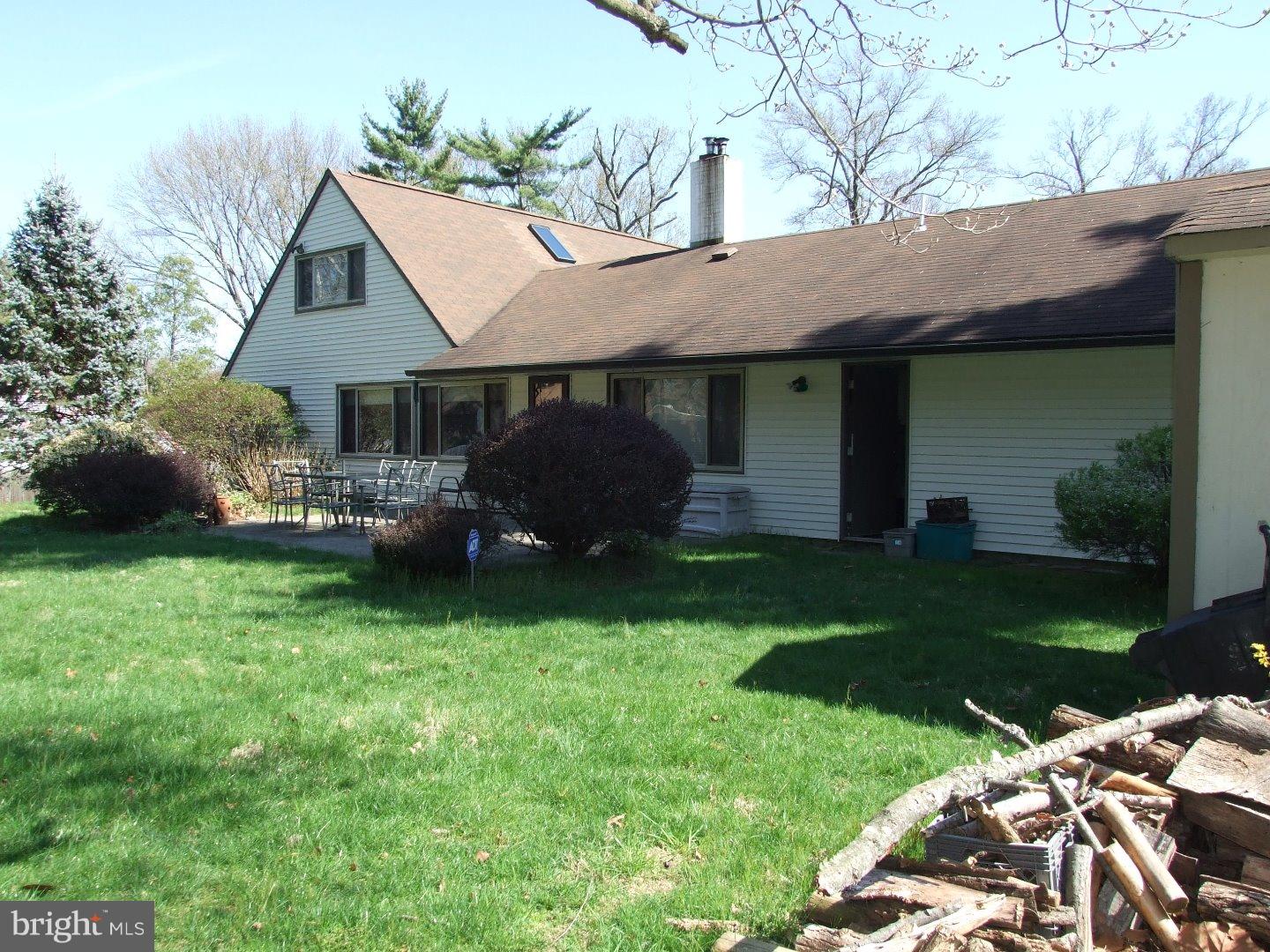 79 Sweetgum Road Levittown, PA 19056 - Photo 17 of 21 Exterior Back