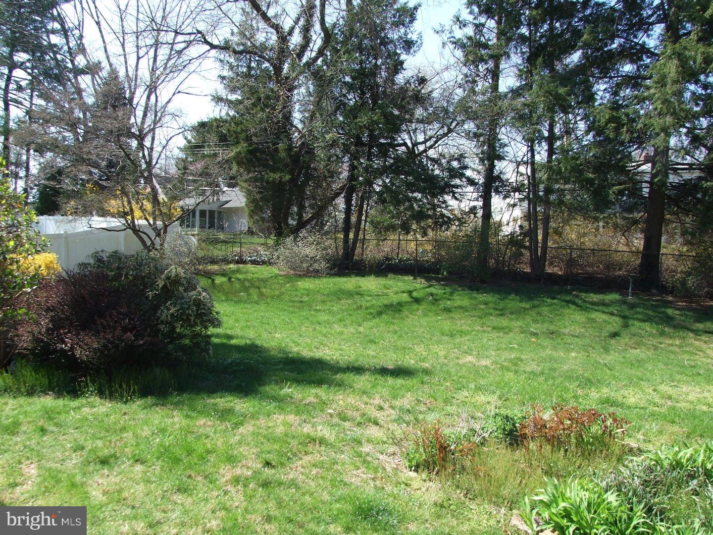 79 Sweetgum Road Levittown, PA 19056 - Photo 20 of 21 View in Back