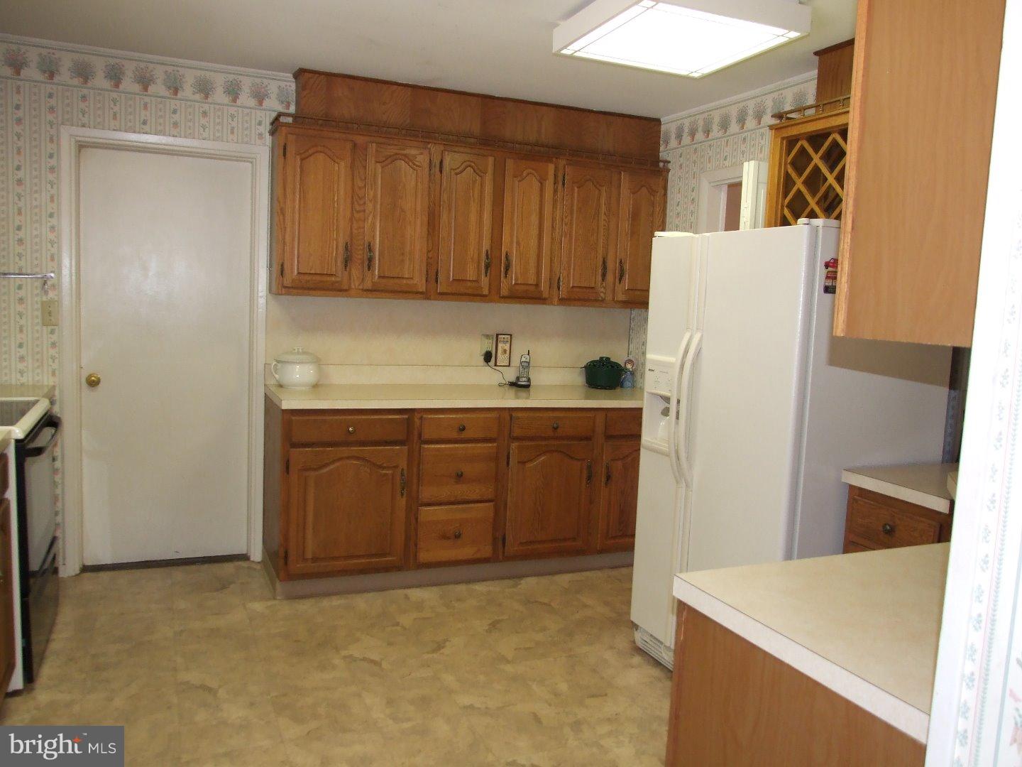 79 Sweetgum Road Levittown, PA 19056 - Photo 7 of 21 Kitchen