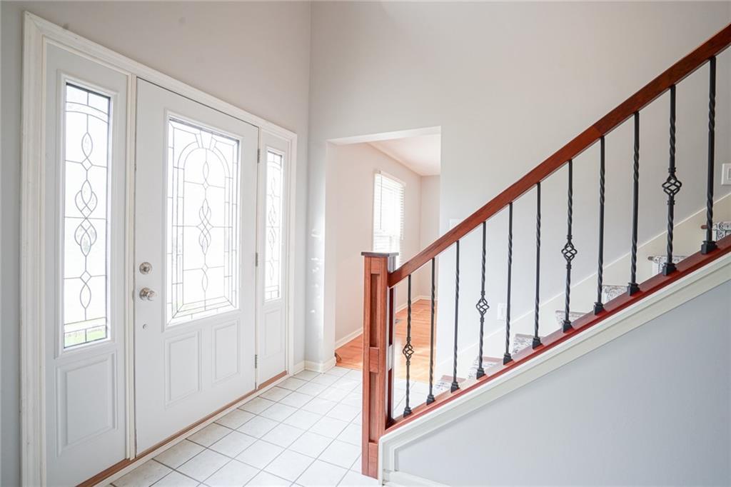 7622 Meadow Ridge Drive Fishers, IN 46038 - Photo 3 of 43 Gallery Image 3