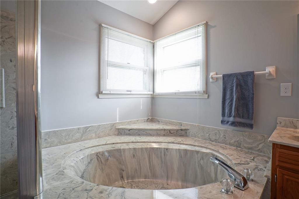 7622 Meadow Ridge Drive Fishers, IN 46038 - Photo 24 of 43 Gallery Image 24