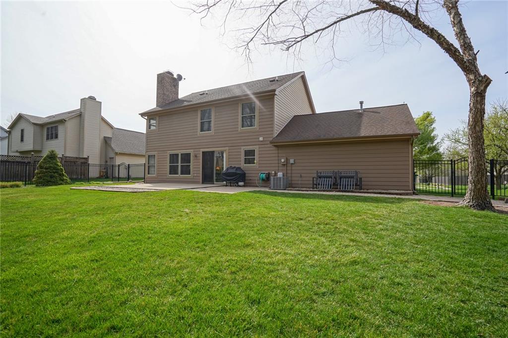 7622 Meadow Ridge Drive Fishers, IN 46038 - Photo 34 of 43 Gallery Image 34