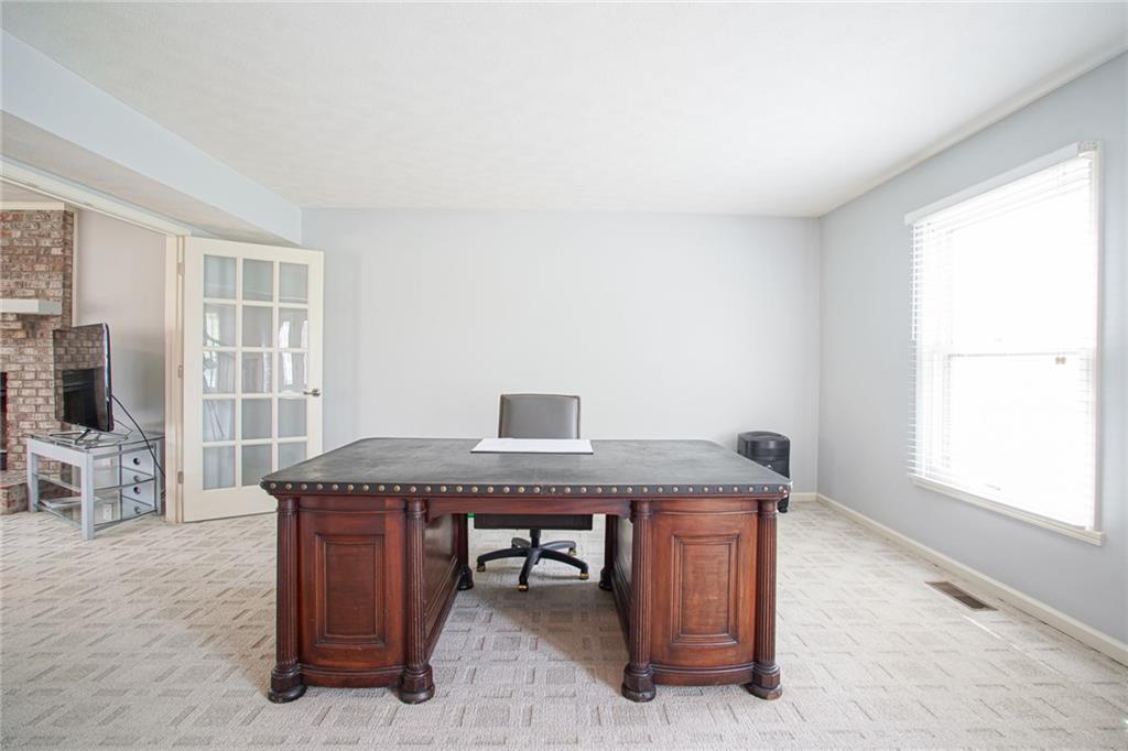 7622 Meadow Ridge Drive Fishers, IN 46038 - Photo 5 of 43 Gallery Image 5