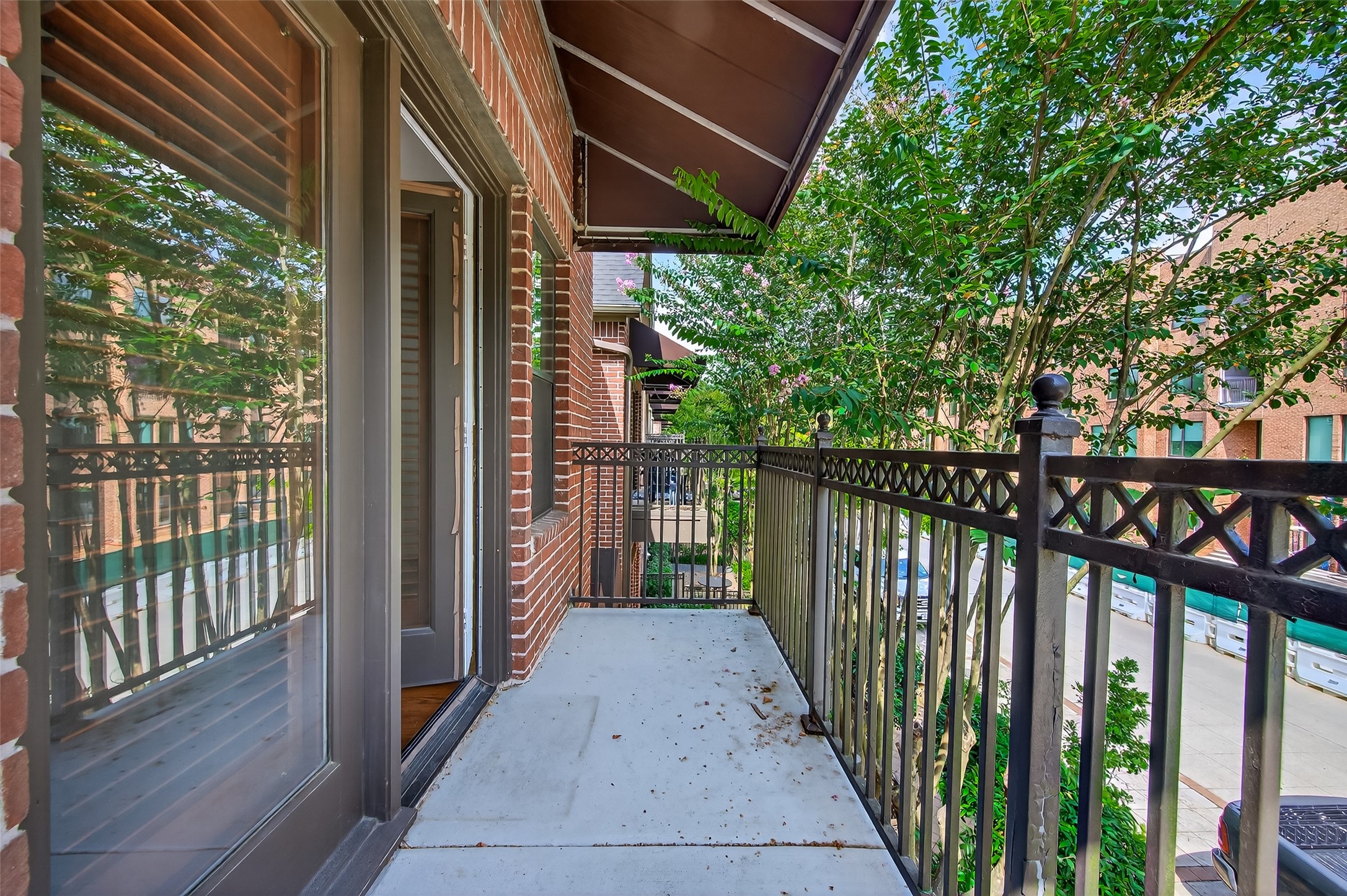 28 Riva Row Spring, TX 77380 - Photo 42 of 48 a view of a house with a balcony