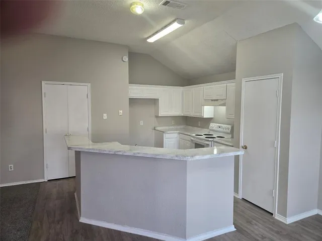 $2,000 | 3107 Dove Valley Lane, Mansfield, TX 76063