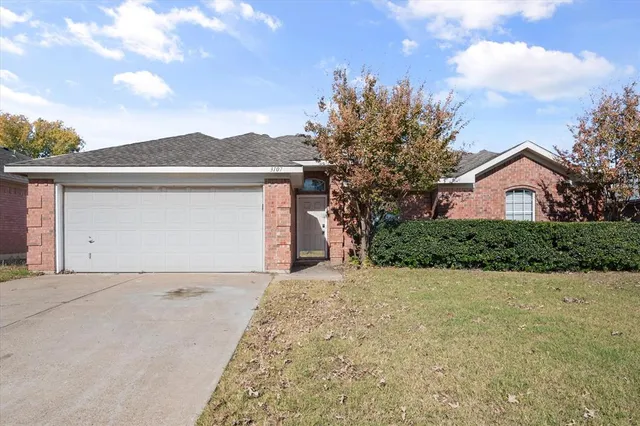 $2,000 | 3107 Dove Valley Lane, Mansfield, TX 76063