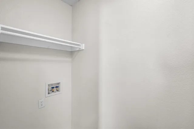 $2,000 | 3107 Dove Valley Lane, Mansfield, TX 76063