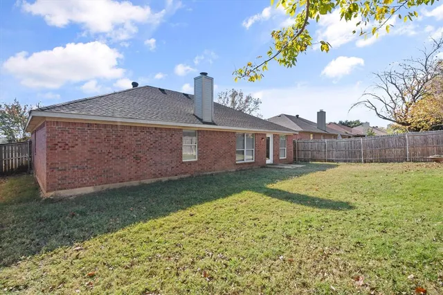 $2,000 | 3107 Dove Valley Lane, Mansfield, TX 76063