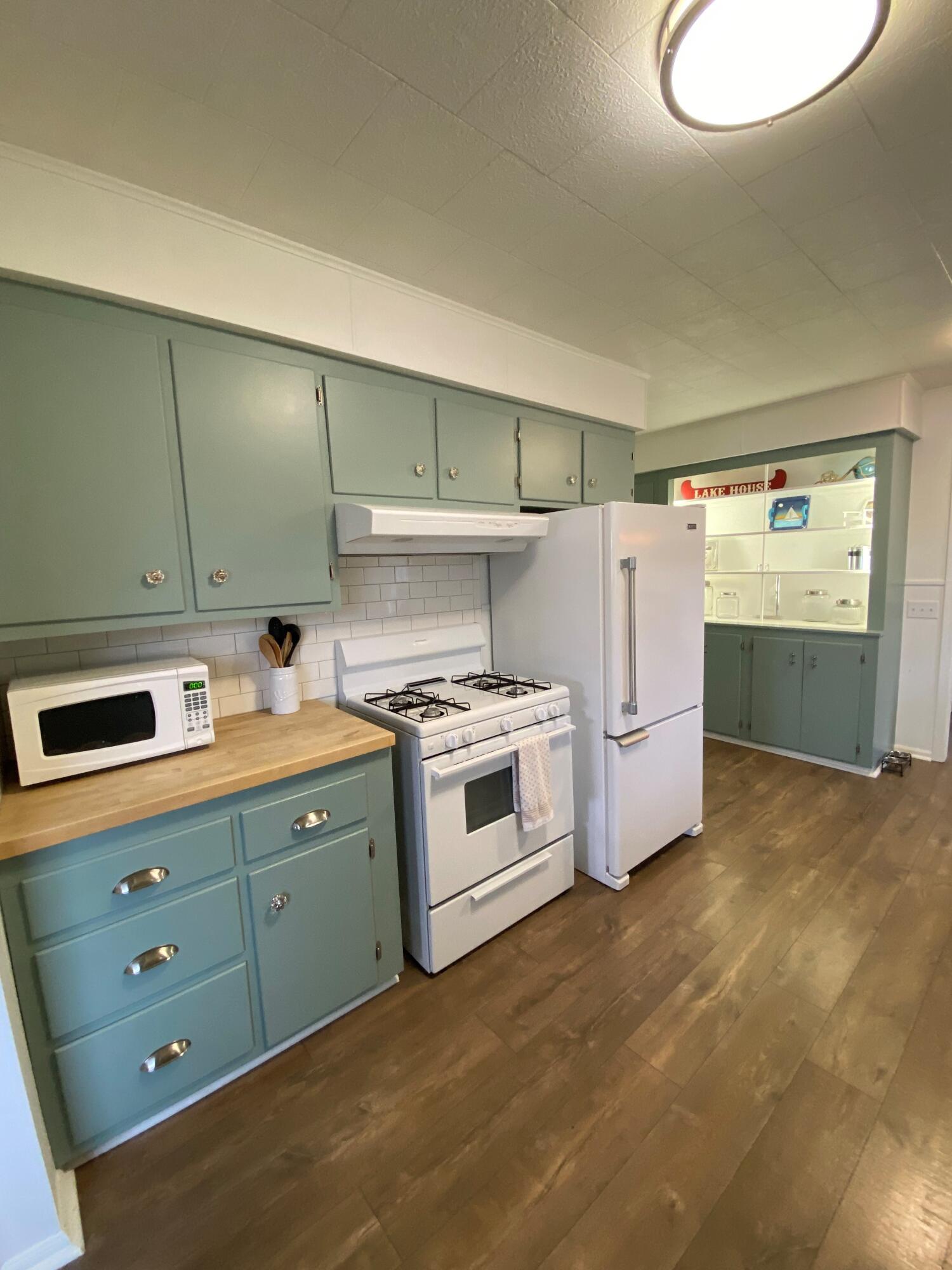 591 Harrington Road Delton, MI 49046 - Photo 14 of 32 32