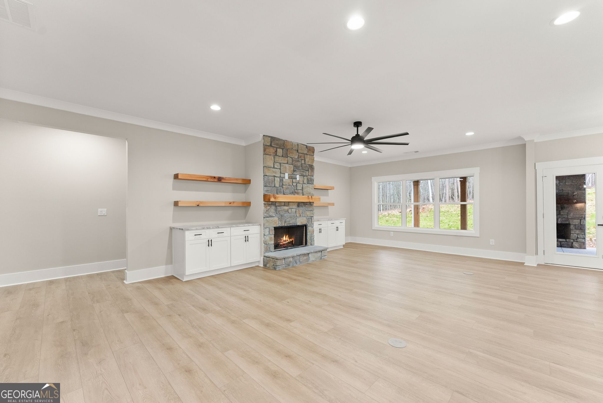 206 Shoals Way Clarkesville, GA 30523 - Photo 8 of 49