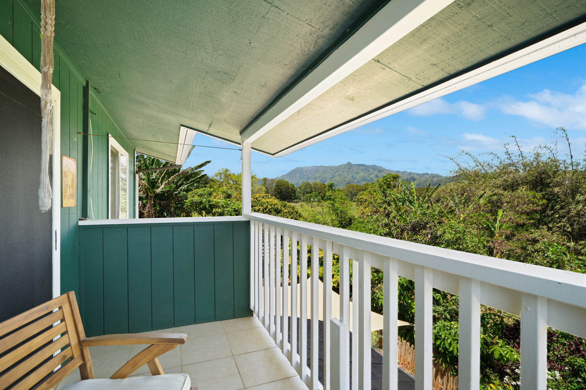 6100 Kawaihau Road Kapaa, HI 96746 - Photo 16 of 22 a view of a balcony