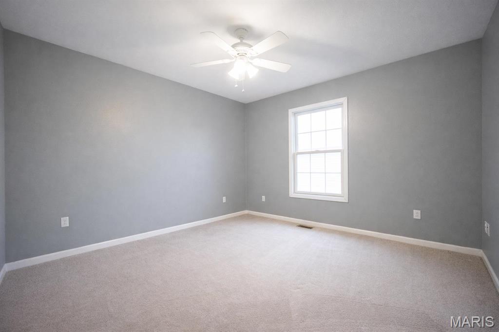 5 North Porte Drive Highland, IL 62249 - Photo 18 of 38