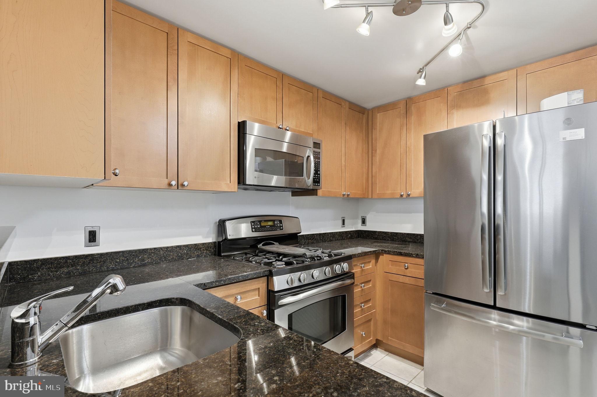 930 Wayne Avenue, Unit 201 Silver Spring, MD 20910 - Photo 6 of 31