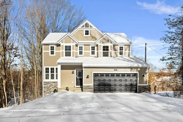 $700,000 | 5479 Ada Drive Southeast, Ada, MI 49301