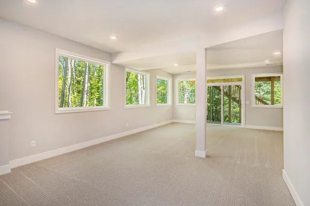 $714,900 | 5479 Ada Drive Southeast, Ada, MI 49301