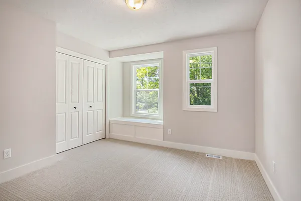$700,000 | 5479 Ada Drive Southeast, Ada, MI 49301