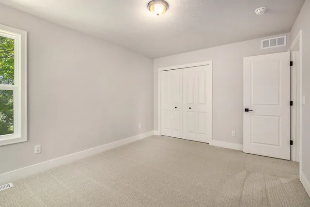 $714,900 | 5479 Ada Drive Southeast, Ada, MI 49301