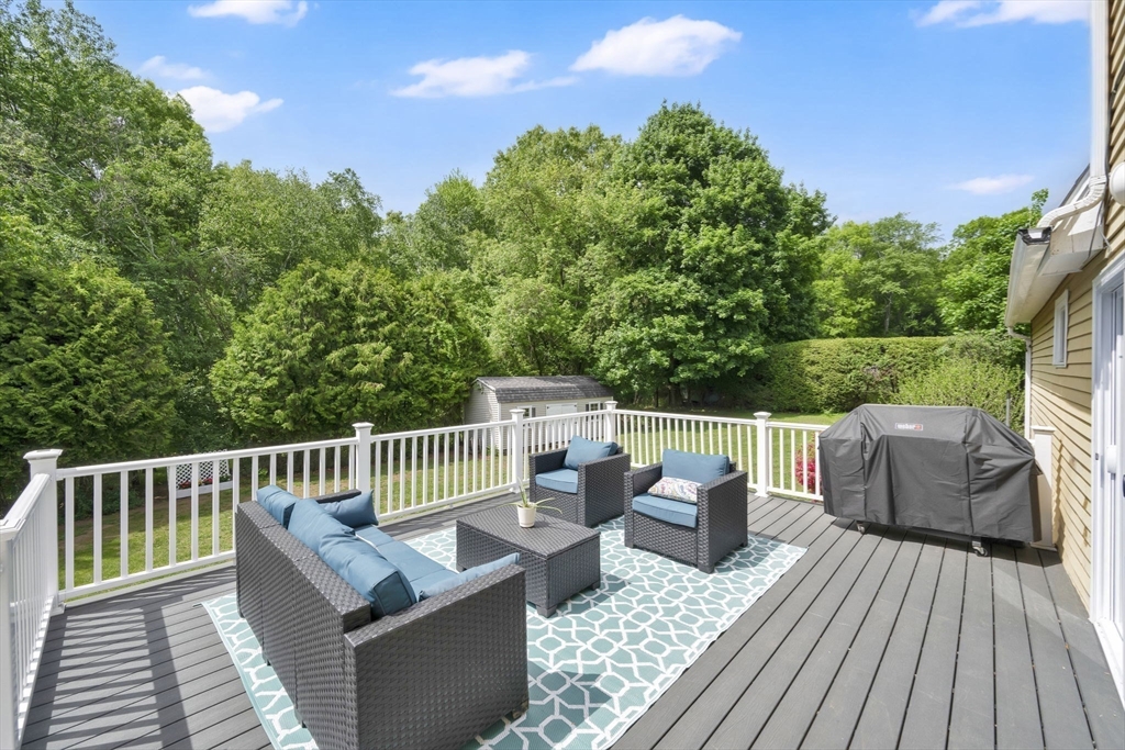 51 Lantern Lane West Springfield, MA 01089 - Photo 37 of 42