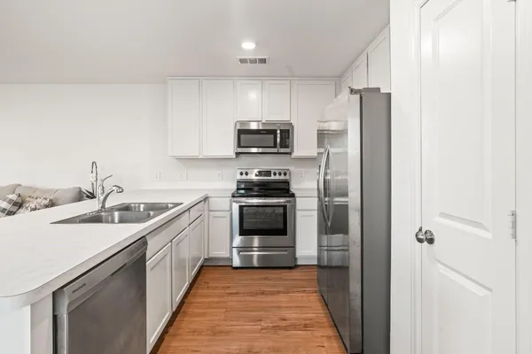 $1,400 | 625 Road 5203 Cleveland Tx 77327, Cleveland, TX 77327