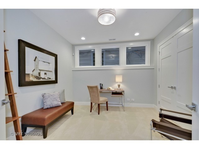 1324 West Melrose Street Chicago, IL 60657 - Photo 8 of 20 a living room with furniture and a piano