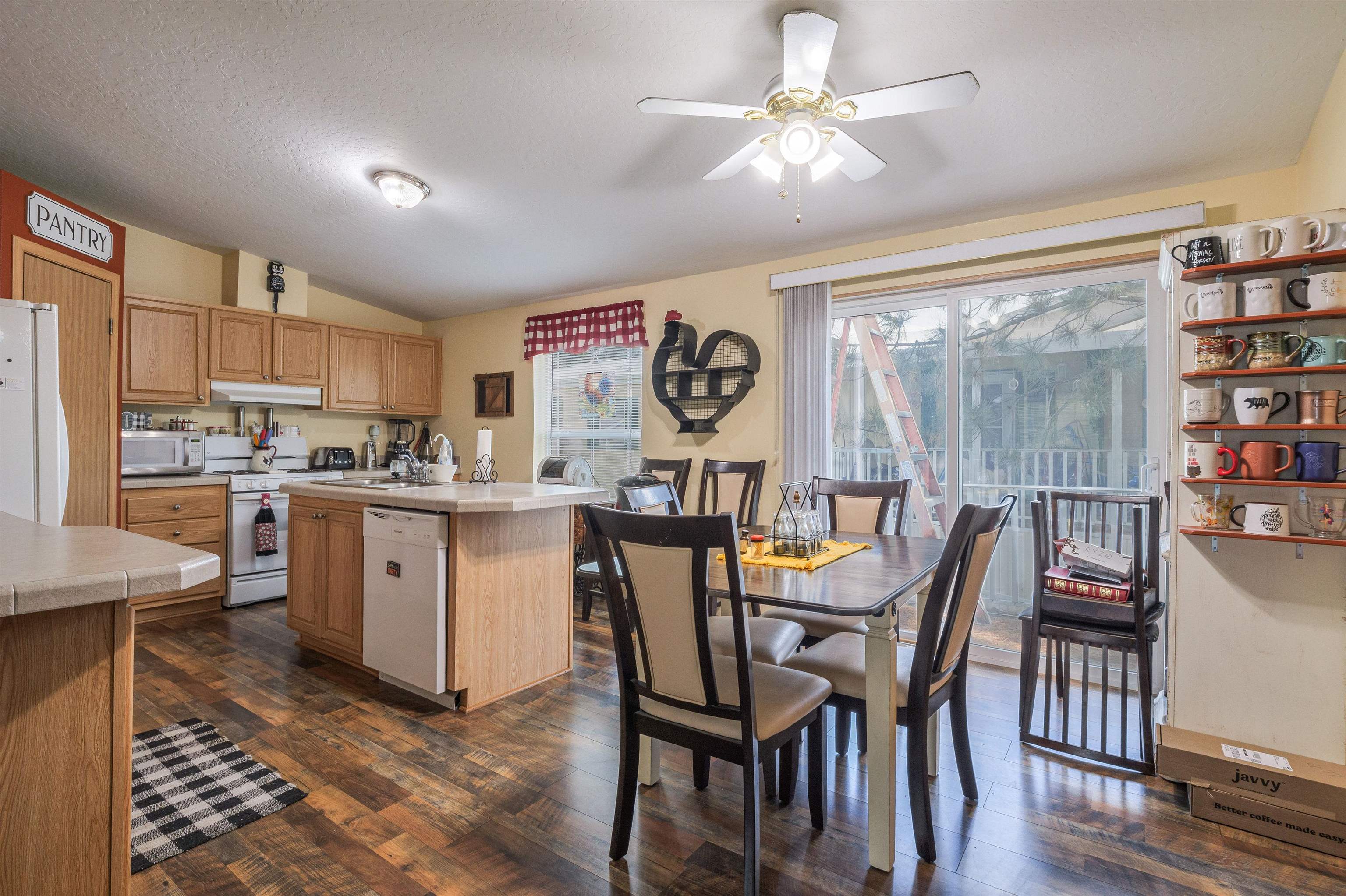 435 32 Road, Unit 477 Clifton, CO 81520 - Photo 5 of 12 Gallery Image 5