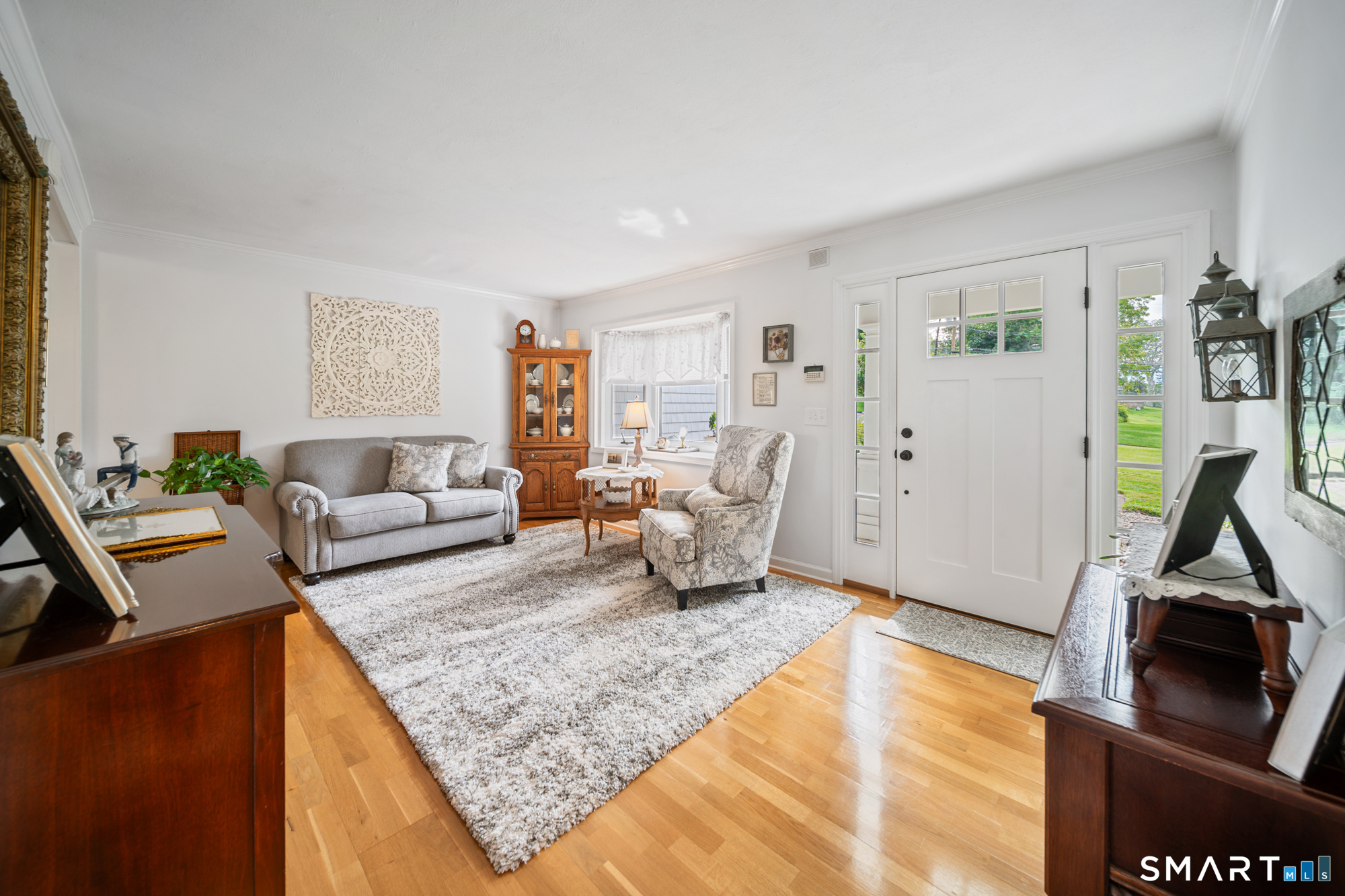 32 Hawley Road Danbury, CT 06811 - Photo 3 of 40 Gallery Image 3