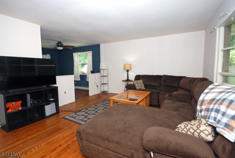 36 Mountain Lake Road Belvidere, NJ 07823 - Photo 5 of 21