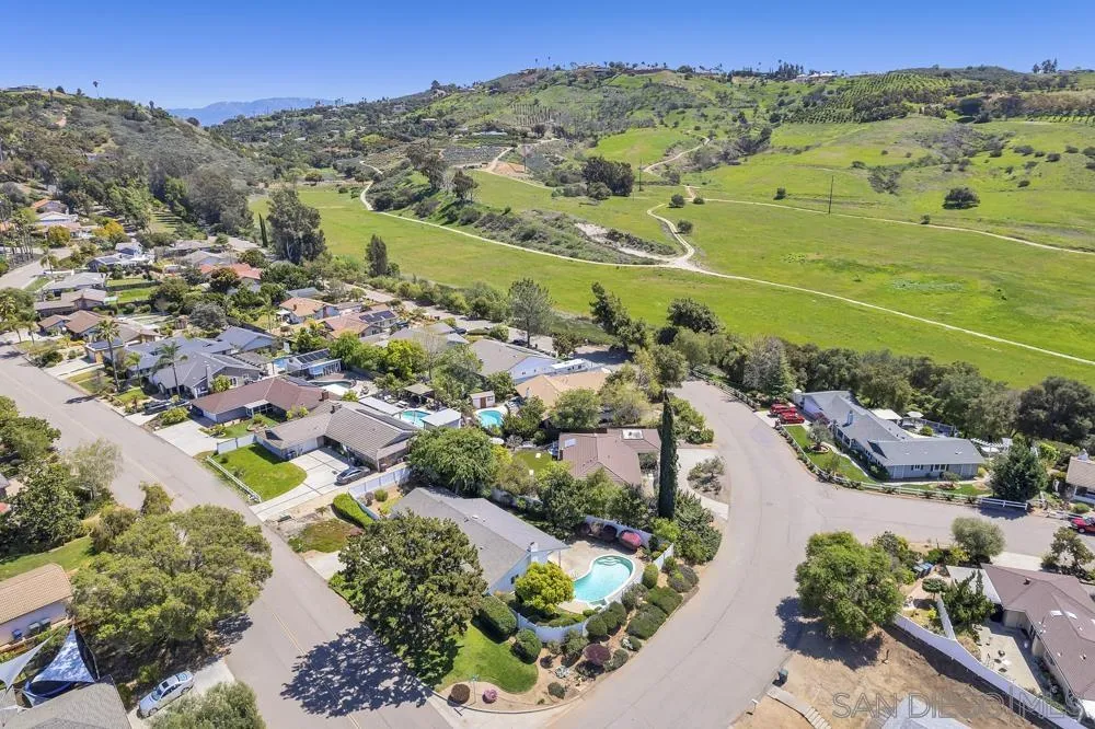 3563 Oak Cliff Drive Fallbrook, CA 92028 - Photo 41 of 43 an aerial view of a city
