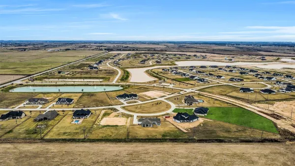 $975,000 | 1005 Falcon Cove, Waller, TX 77484