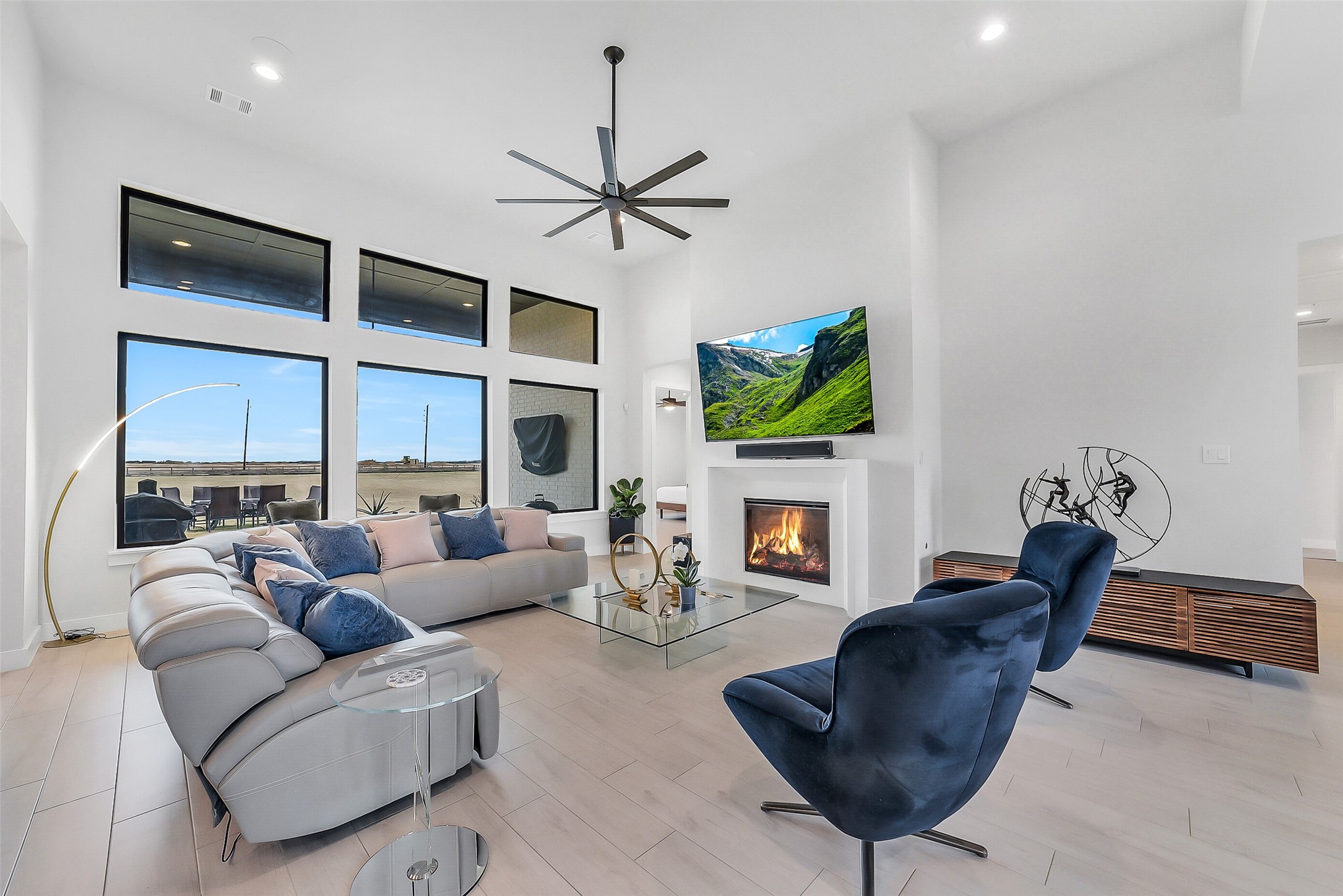 1005 Falcon Cove Waller, TX 77484 - Photo 5 of 48