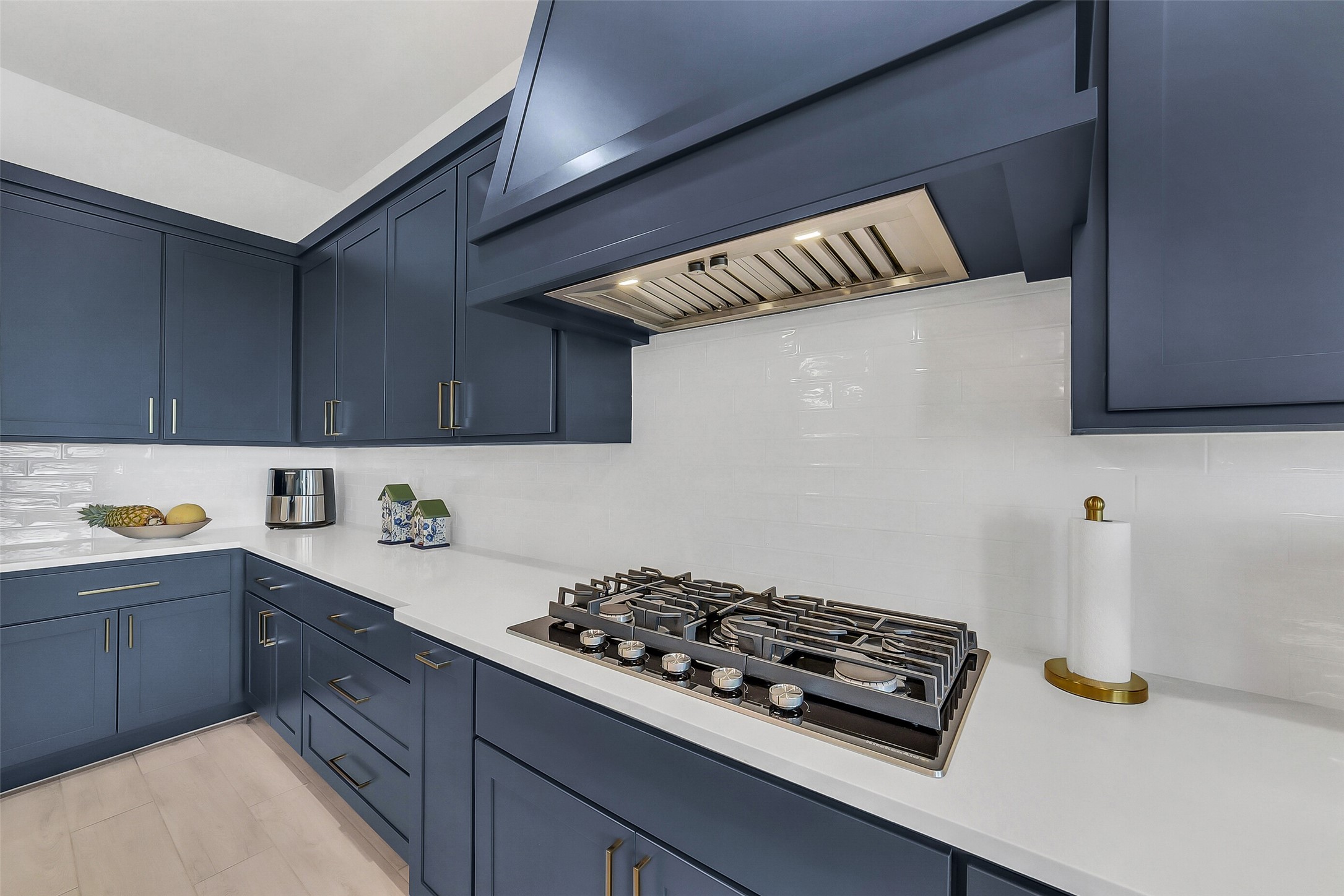 1005 Falcon Cove Waller, TX 77484 - Photo 10 of 48