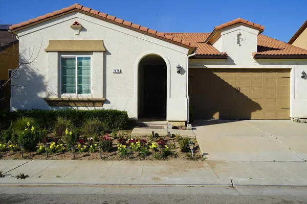 $475,000 | 7478 East Flint Way, Fresno, CA 93737