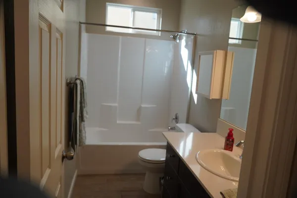 $475,000 | 7478 East Flint Way, Fresno, CA 93737