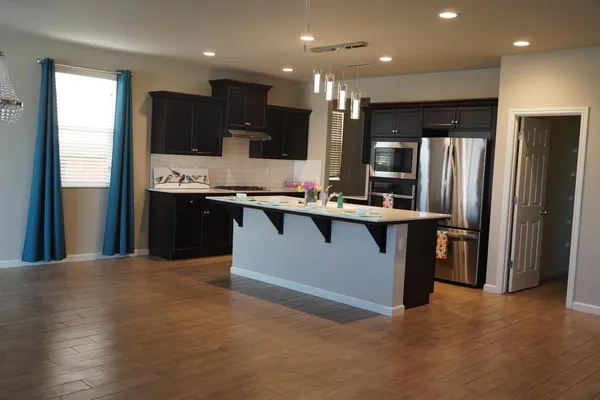 $475,000 | 7478 East Flint Way, Fresno, CA 93737