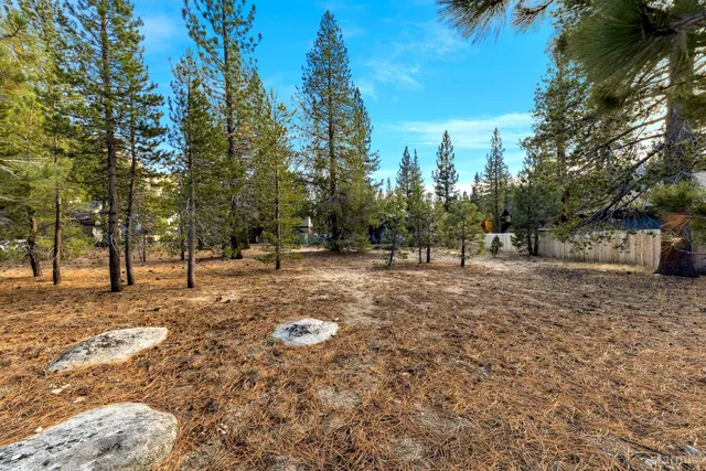 $185,000 | 968 Shakori Drive, South Lake Tahoe, CA 96150