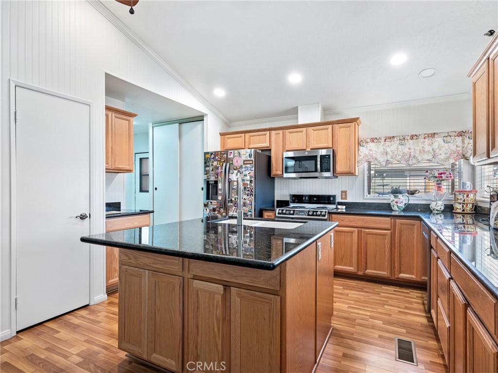 12550 Main Street, Unit 2 Hesperia, CA 92345 - Photo 13 of 30