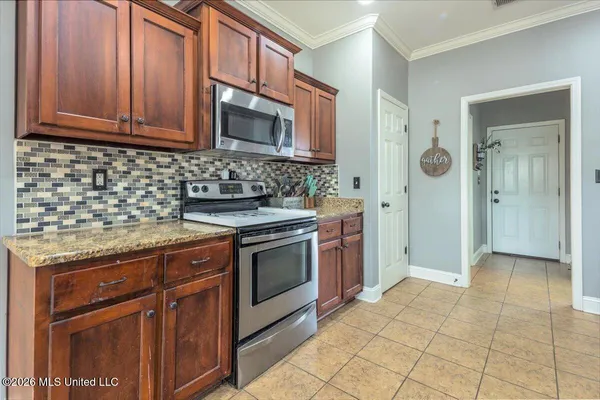 $399,500 | 1768 Linden Drive, Nesbit, MS 38651