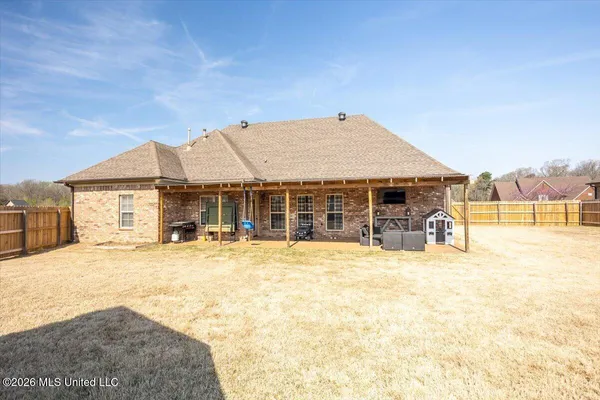$399,500 | 1768 Linden Drive, Nesbit, MS 38651