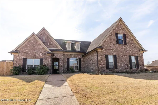 $399,500 | 1768 Linden Drive, Nesbit, MS 38651