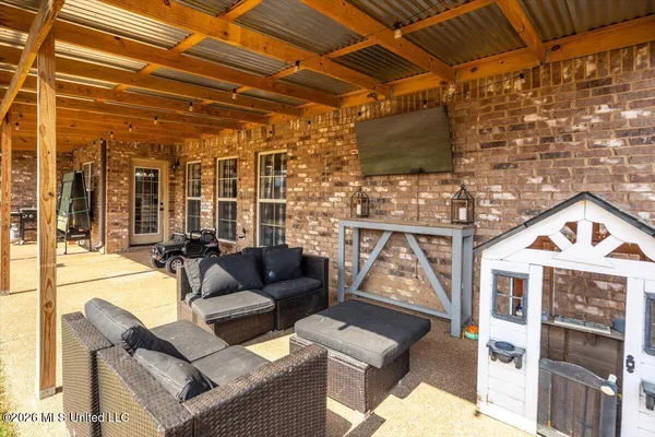 $399,500 | 1768 Linden Drive, Nesbit, MS 38651